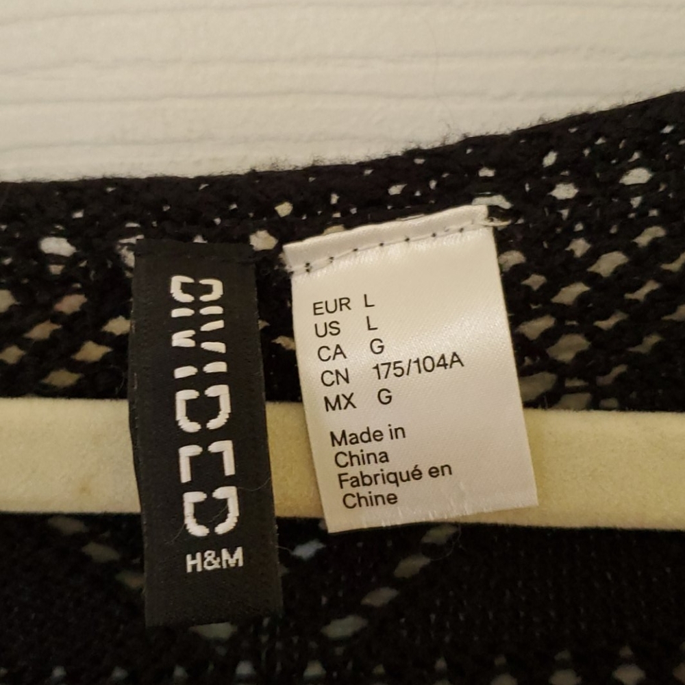 H&M sweatee - Picture 3 of 3